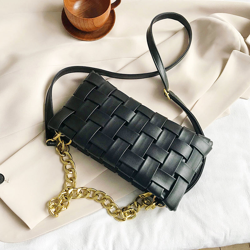 Trendy Summer Woven Shoulder Bag for Women 2020