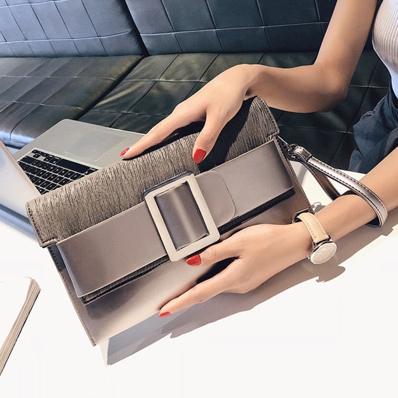 Evarisluxe Prestige Clutch