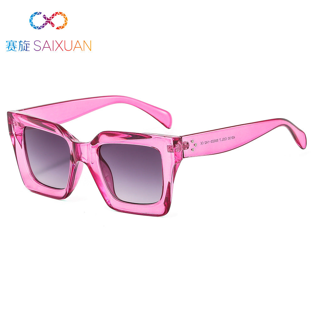 Trendy Square Sunglasses for Women - Fashionable Look