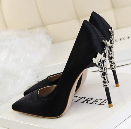The Soie Royale Silk Stiletto Heel | Evarisluxe