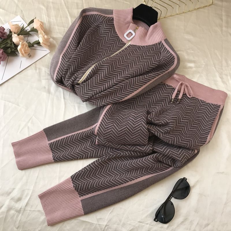 Fashionable Knit Sports Two-Piece Set for Women