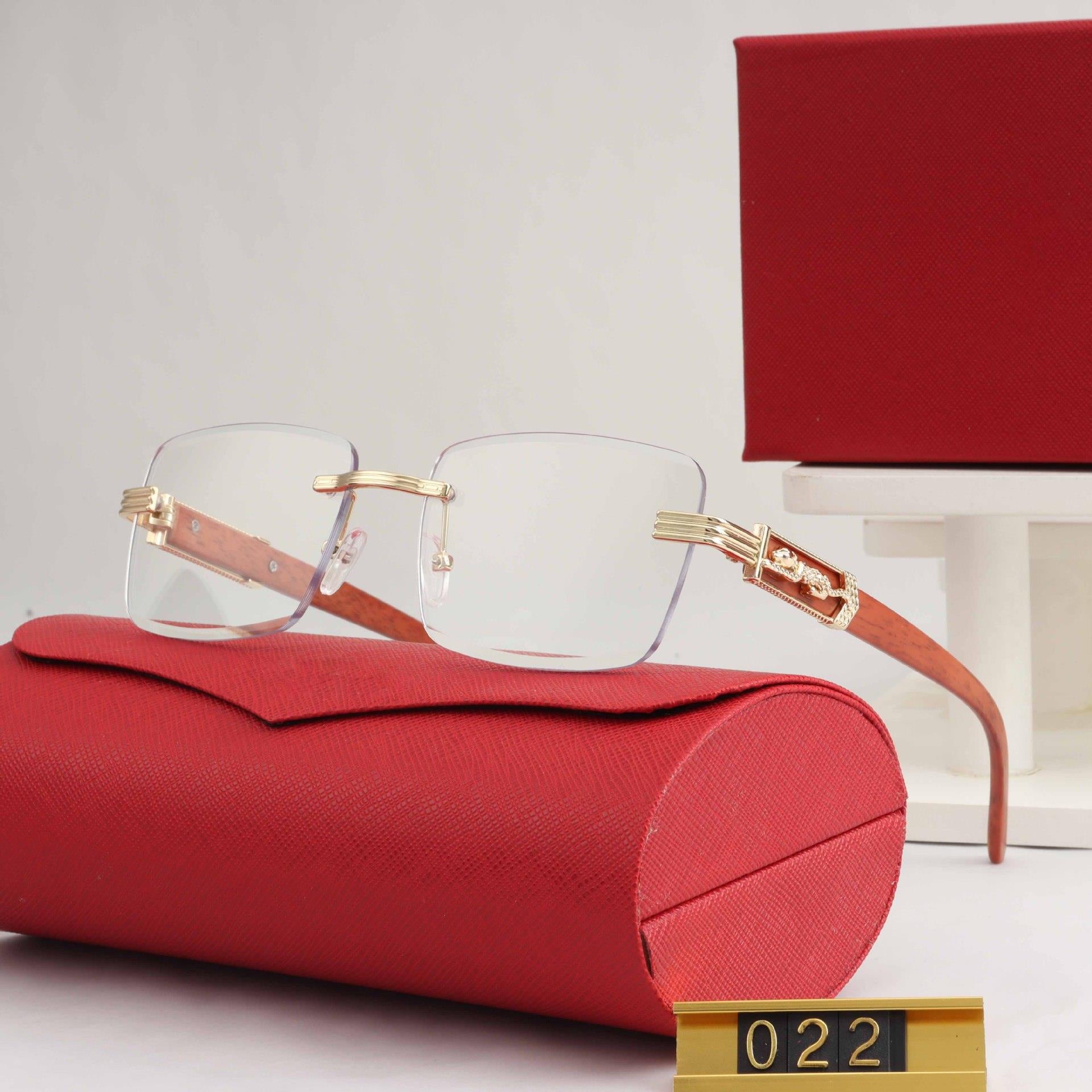 Classic Square Frame Sunglasses for Women (New Style)