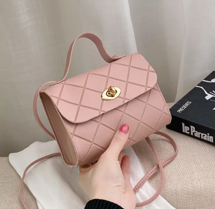 EvarisLuxe Losange Mini Quilted Bag