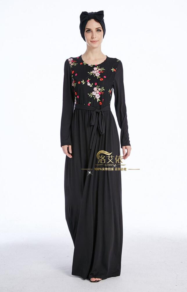Muslim Fashion Dress - Black Embroidered Robe and Gown