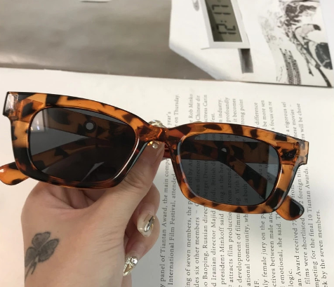 2023 New Fashion Retro Square Sunglasses for Women