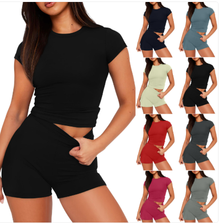Chic Fit 2-Piece Shorts Set