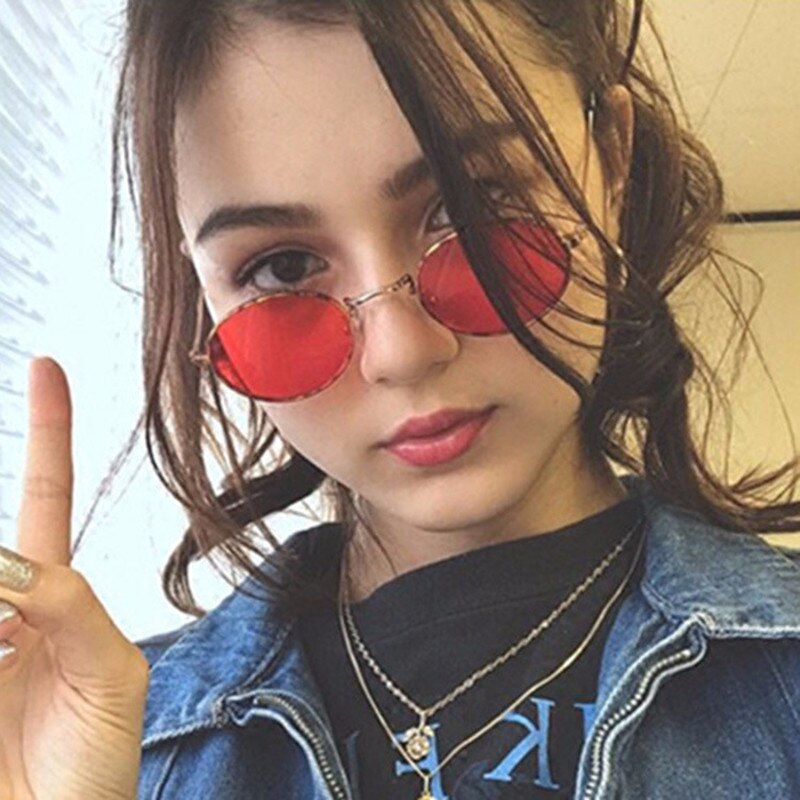 Retro Oval Sunglasses for Men and Women - Classic Style