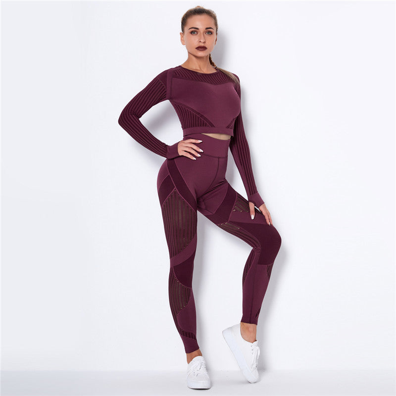 Seamless Knitted Two-Piece Dry Fit Yoga Set