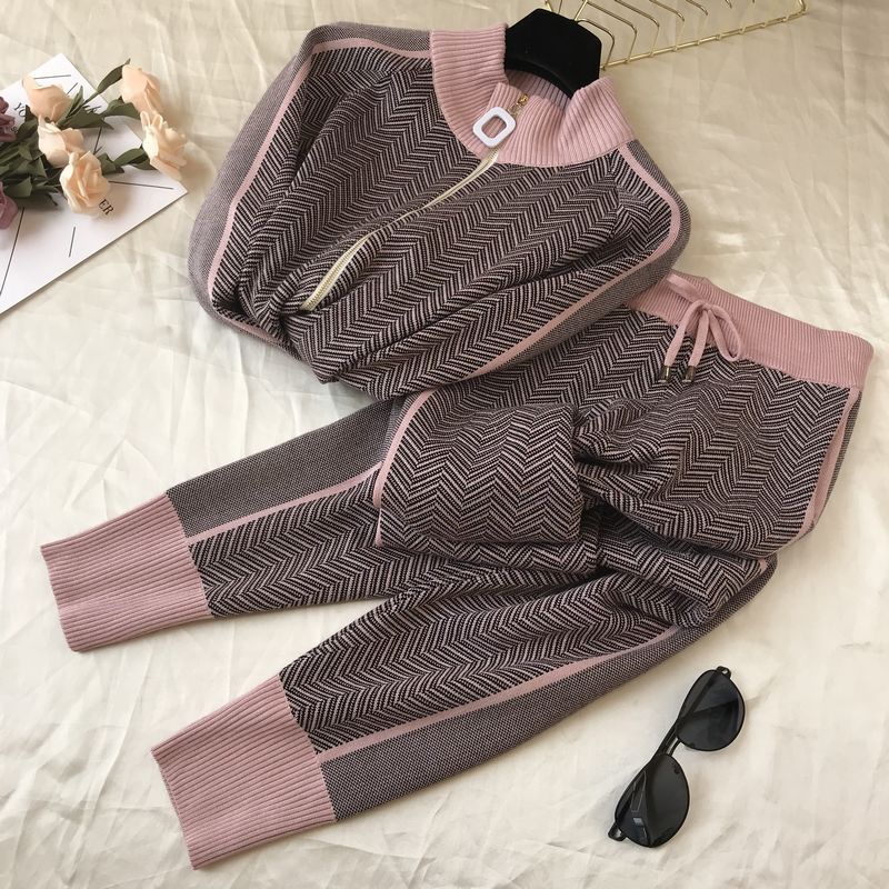 Fashionable Knit Sports Two-Piece Set for Women