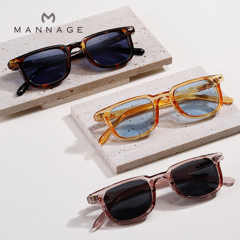 Black Sunglasses Wholesale Fashionable Square Frame for Women