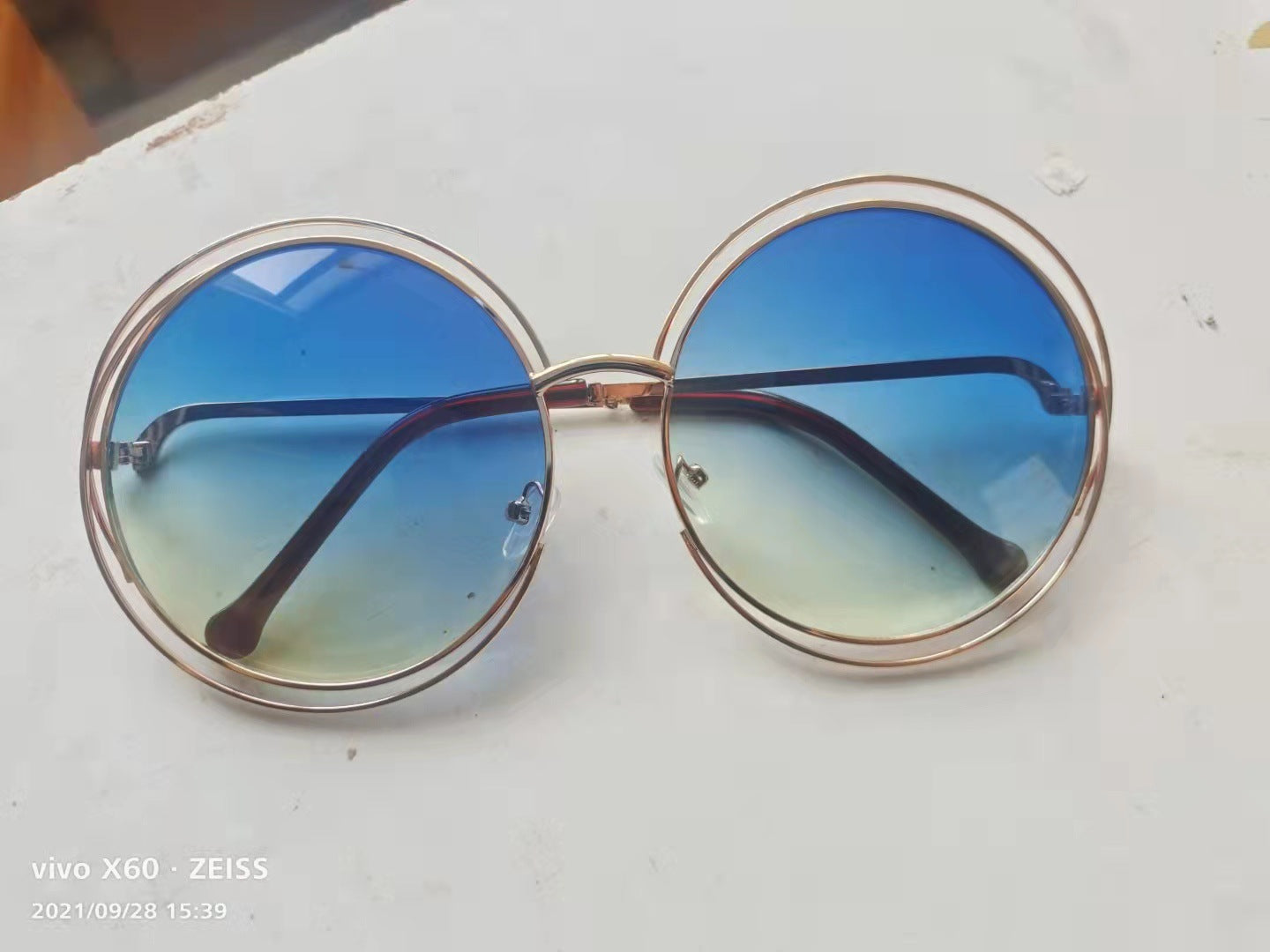 New Stylish Round Frame Sunglasses for Women