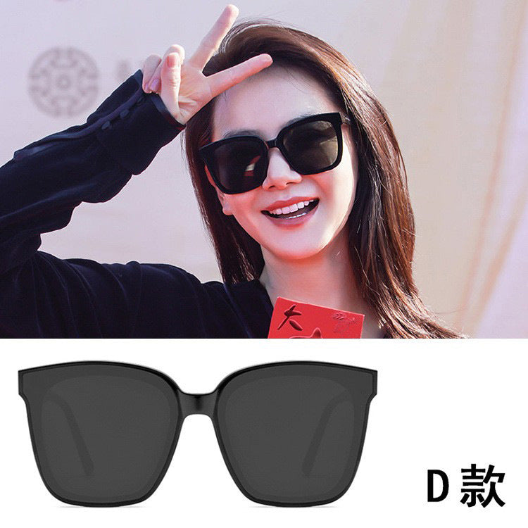 Fashionable UV Protection Sunglasses for Men and Women