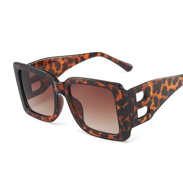 Fashion Brand Black Gradient Square Sunglasses for Women