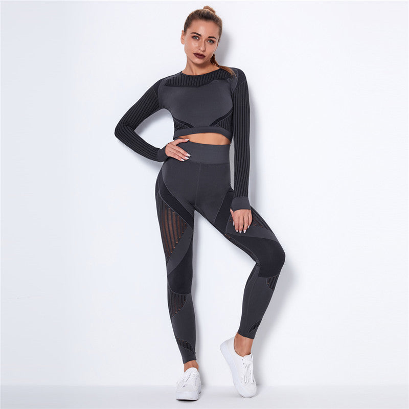 Seamless Knitted Two-Piece Dry Fit Yoga Set