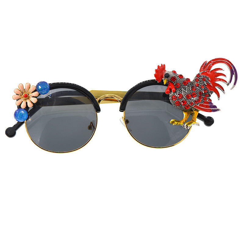 Fashionable Rooster Rhinestone Sunglasses for Women
