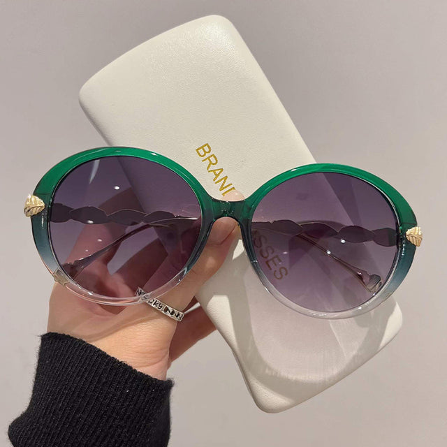 Vintage Round Frame Gradient Sunglasses for Women