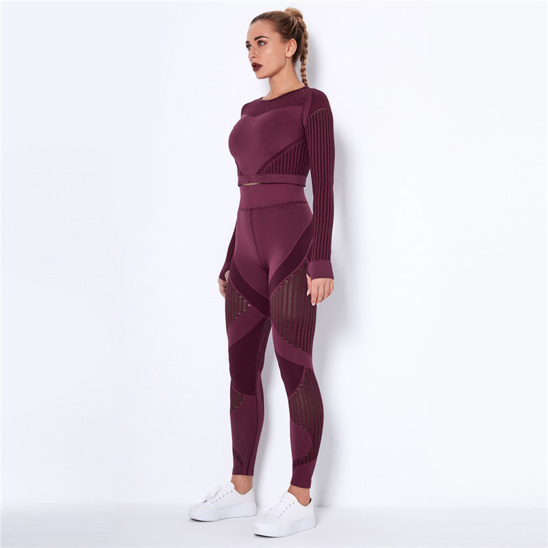 Seamless Knitted Two-Piece Dry Fit Yoga Set