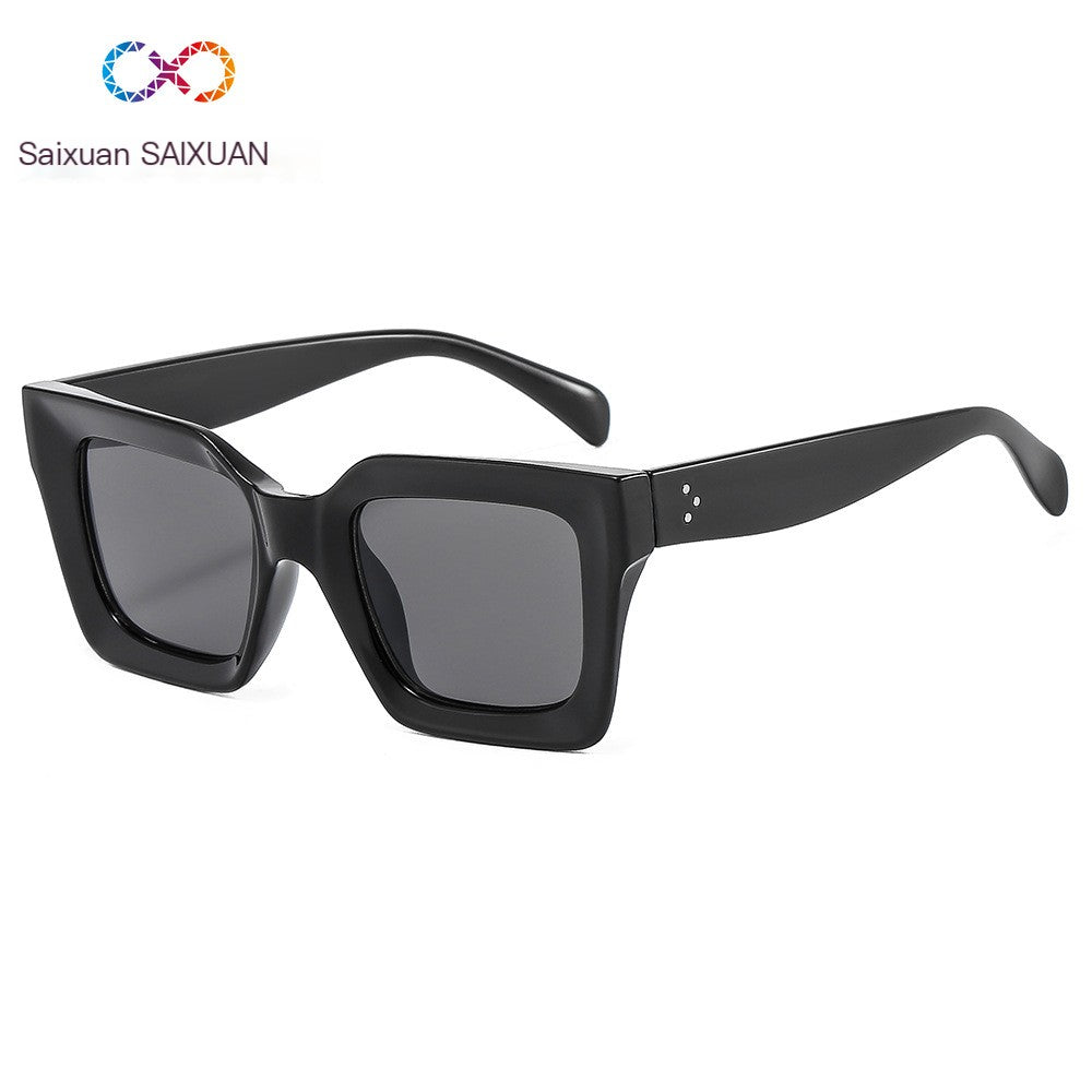 Trendy Square Sunglasses for Women - Fashionable Look