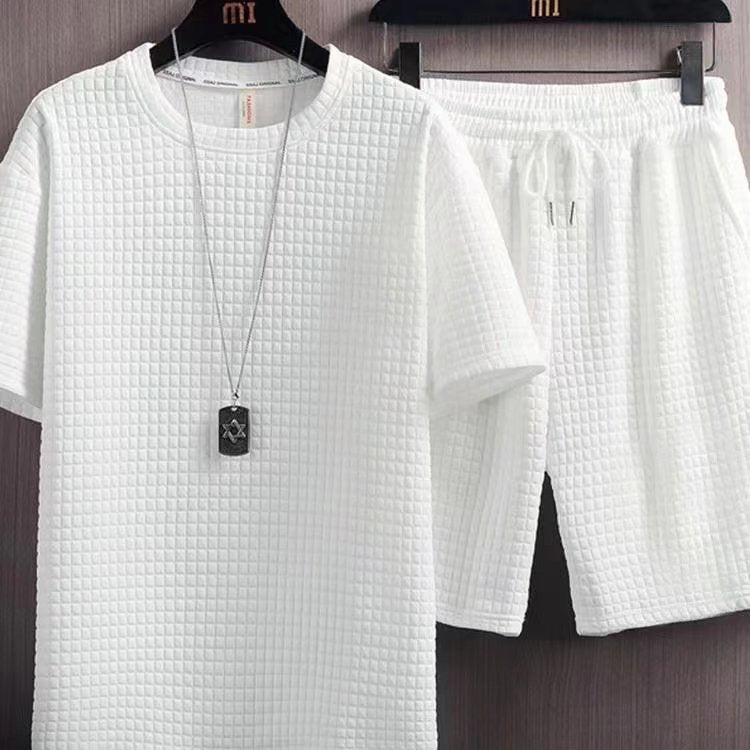 Men's Casual Two-Piece Set: Short Sleeve T-Shirt & Shorts