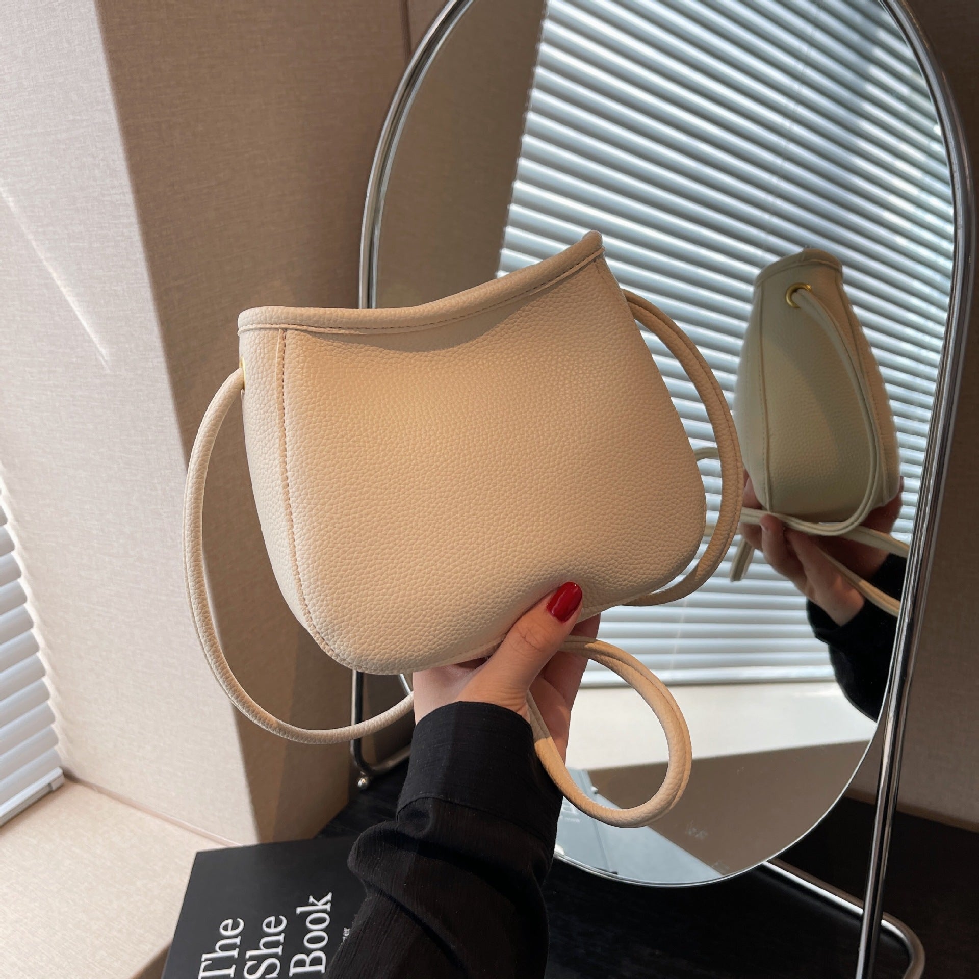 2023 Summer Fashion Casual Women's Shoulder Bucket Bag