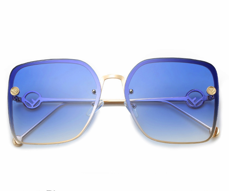 Fashionable Square Sunglasses with Hollow Legs for Women