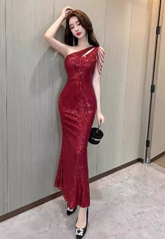 Evarisluxe Épaule Nue White Luxury Dress