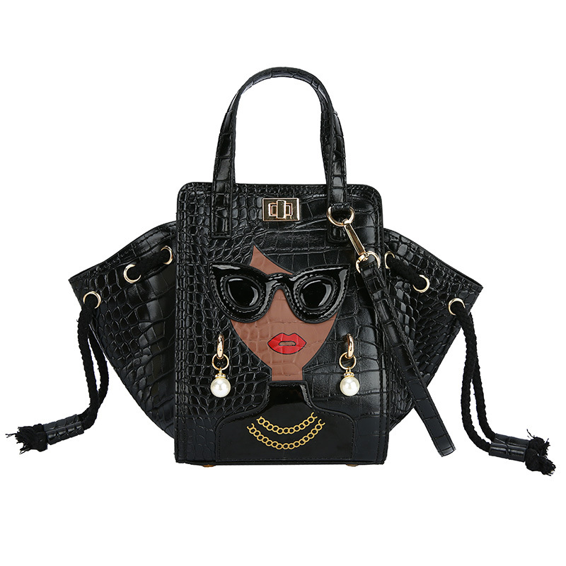 EvarisLuxe Lunettes Chic Shoulder Bag