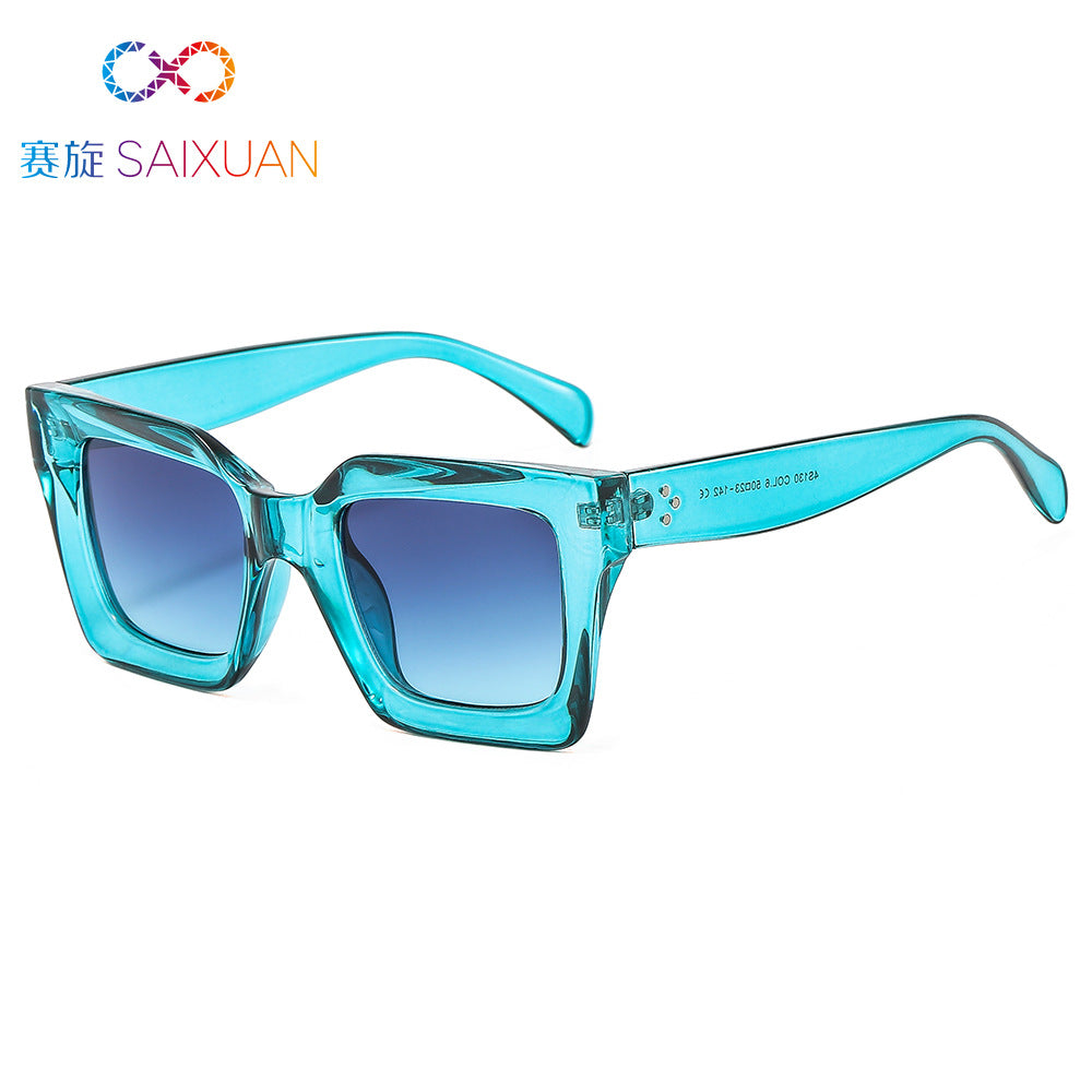 Trendy Square Sunglasses for Women - Fashionable Look