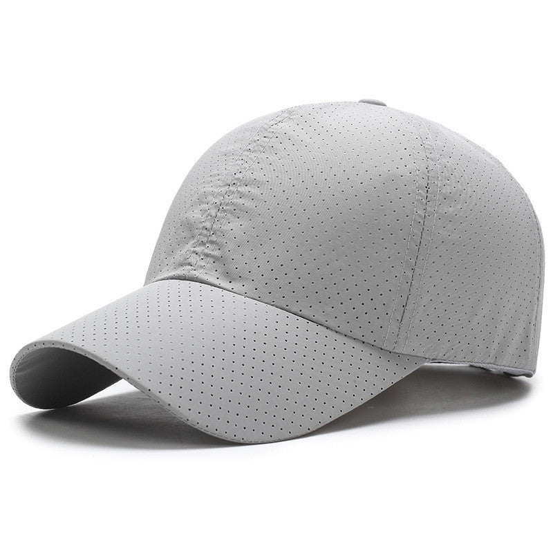 The Équipement Adjustable Cap | Evarisluxe