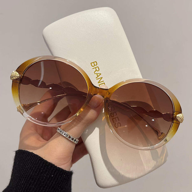 Vintage Round Frame Gradient Sunglasses for Women