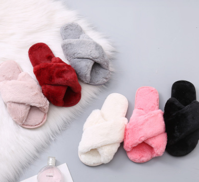 The Douceur Faux Fur Winter Slipper | Evarisluxe