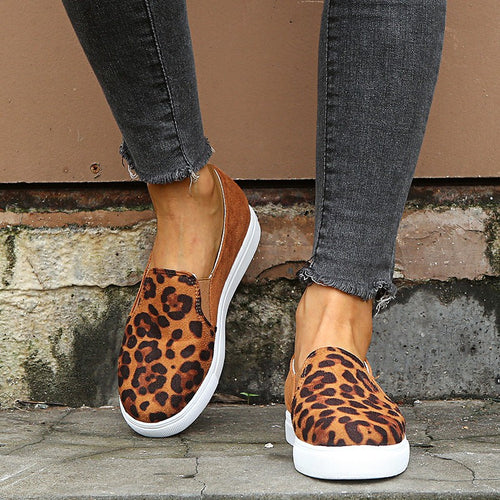 2019 Women's Flat Loafers and Sneakers in Plus Sizes