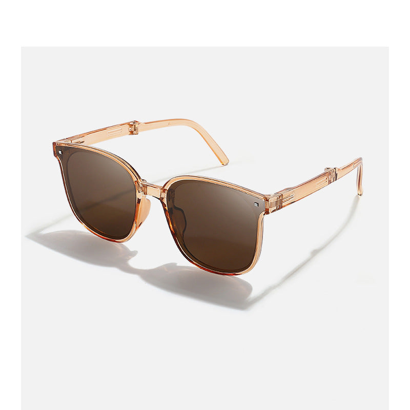 Fashionable Retro Foldable Sunglasses for Women