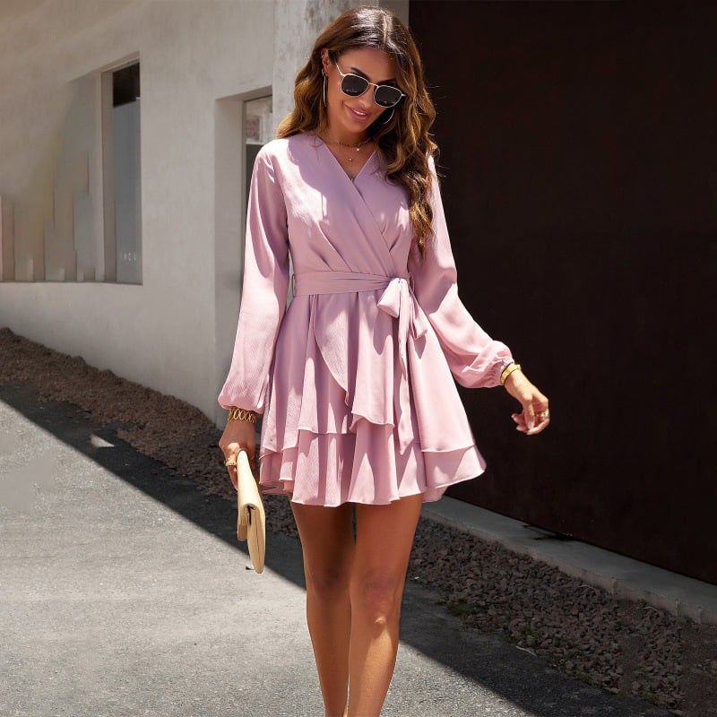 Elegant Long-sleeved Dress in Pure Color