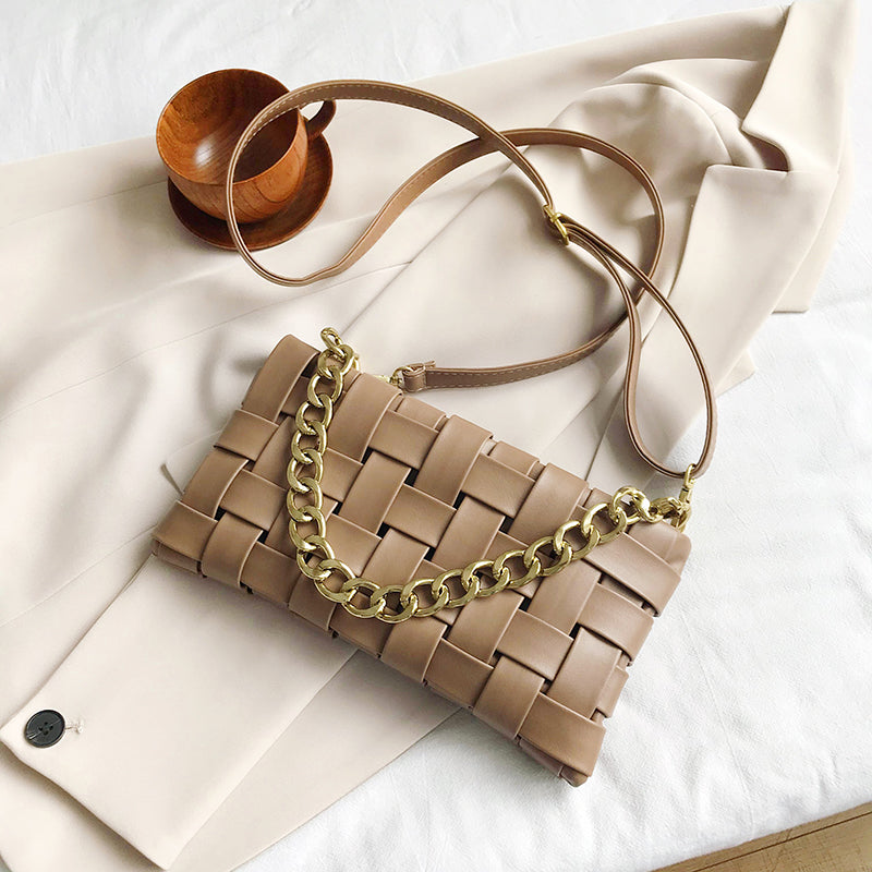 Trendy Summer Woven Shoulder Bag for Women 2020