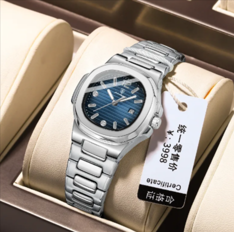 The Mince Ultra-Slim Luminous Quartz Watch | Evarisluxe