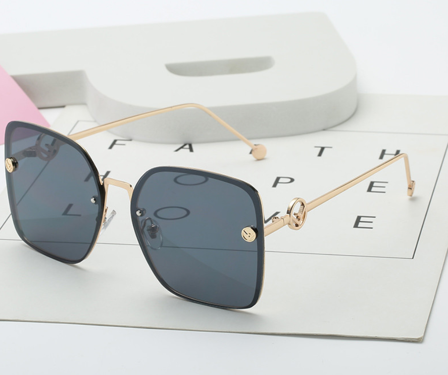 Fashionable Square Sunglasses with Hollow Legs for Women