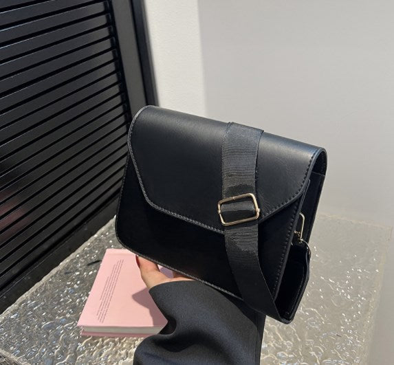 Trendy Crossbody Square Bag for Women (Spring/Summer)