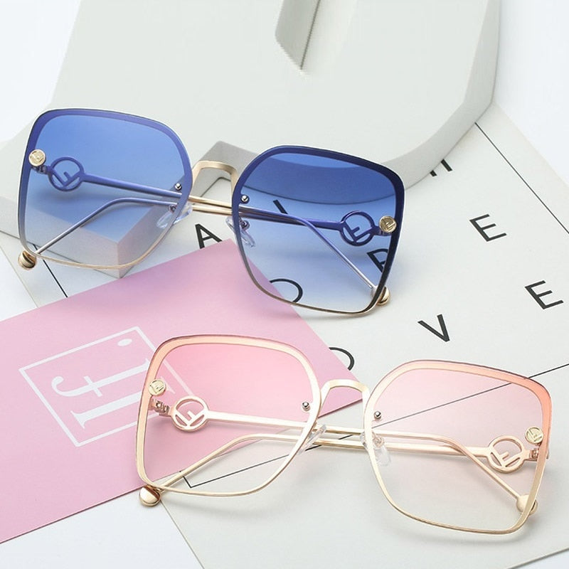 Fashionable Square Sunglasses with Hollow Legs for Women