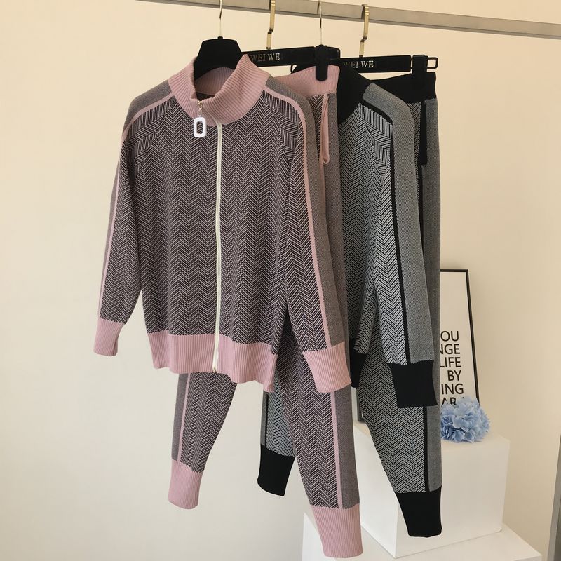 Fashionable Knit Sports Two-Piece Set for Women