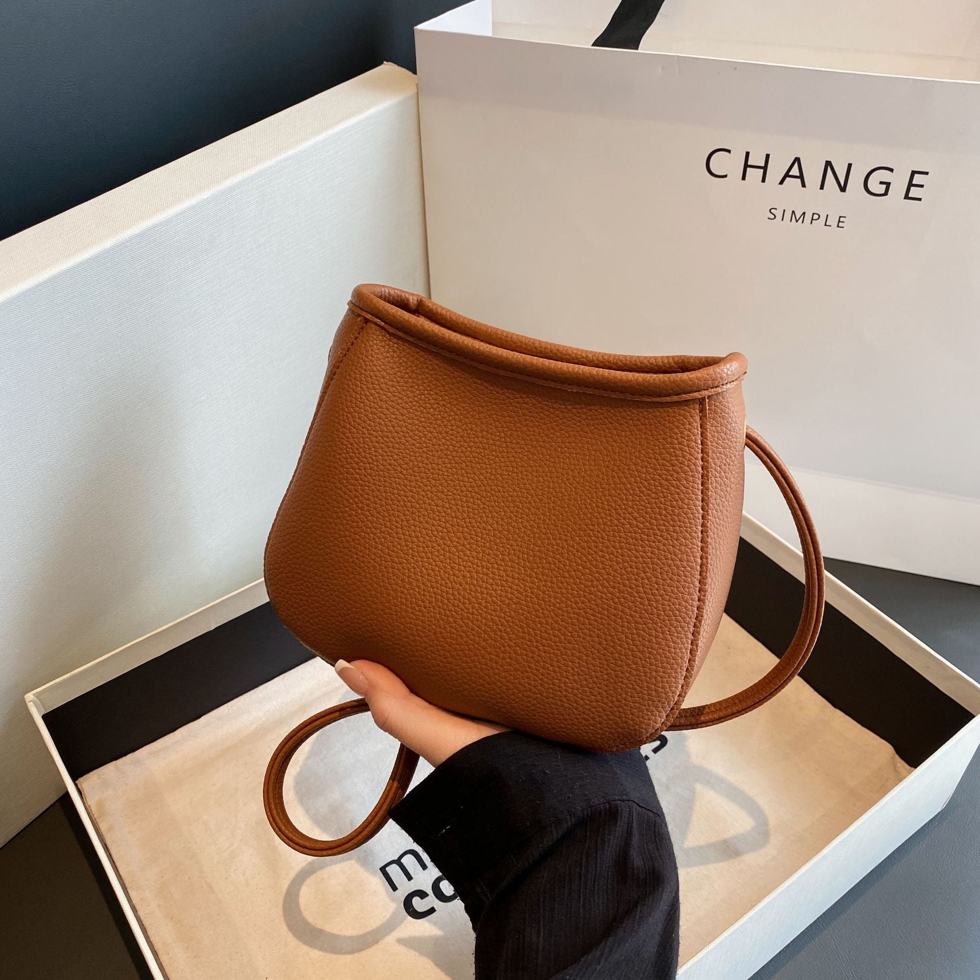 2023 Summer Fashion Casual Women's Shoulder Bucket Bag