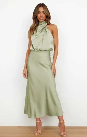 Evarisluxe Longue Silhouette Maxi Dress