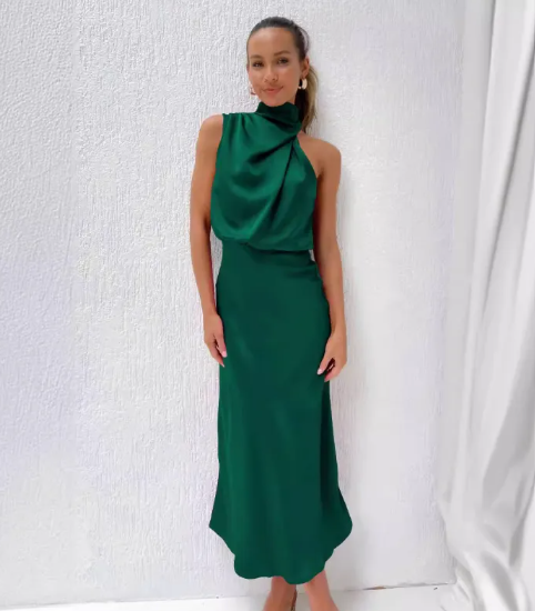 Evarisluxe Longue Silhouette Maxi Dress