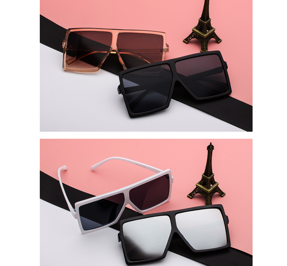 Fashionable Oversized Sunglasses for Women