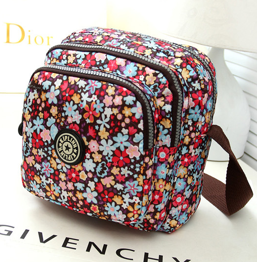 Fashionable Crossbody Bag for Women - Spring/Summer Style
