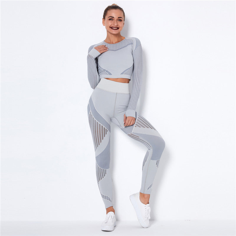 Seamless Knitted Two-Piece Dry Fit Yoga Set