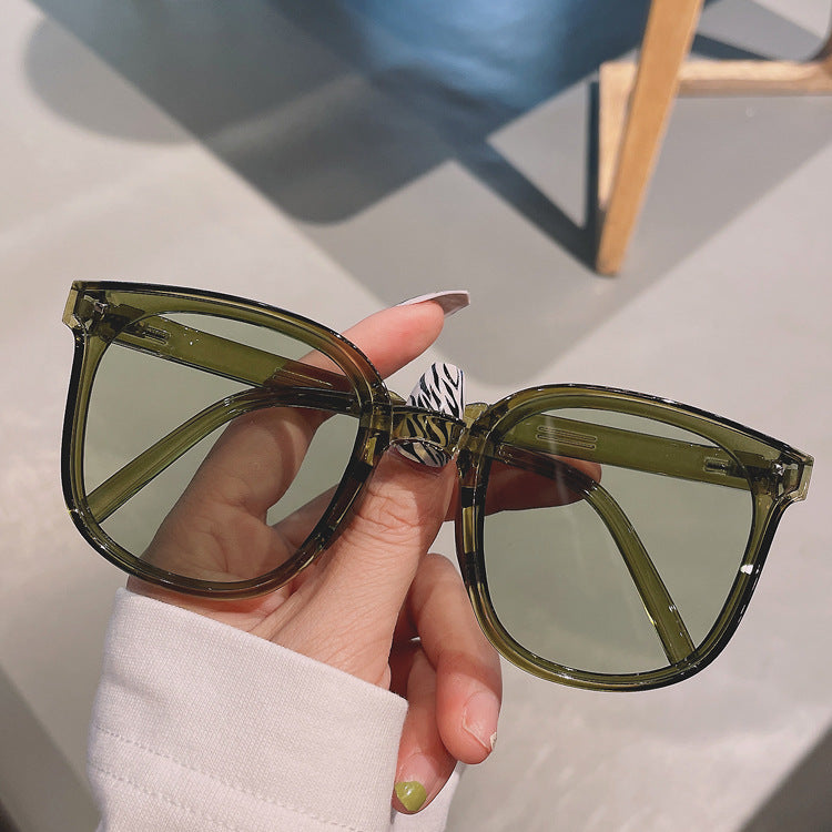 Stylish Foldable Polarized Sunglasses for Women