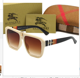 Model 4381 Sunglasses for Women - Fashionable Square Frame
