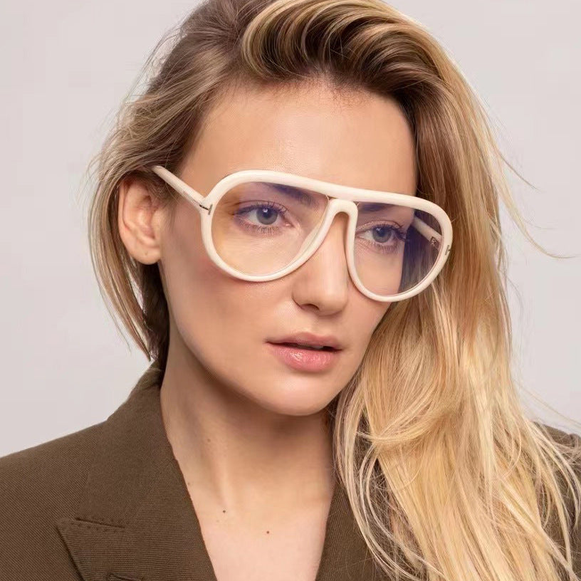 Fashionable Retro Sunglasses for Men and Women