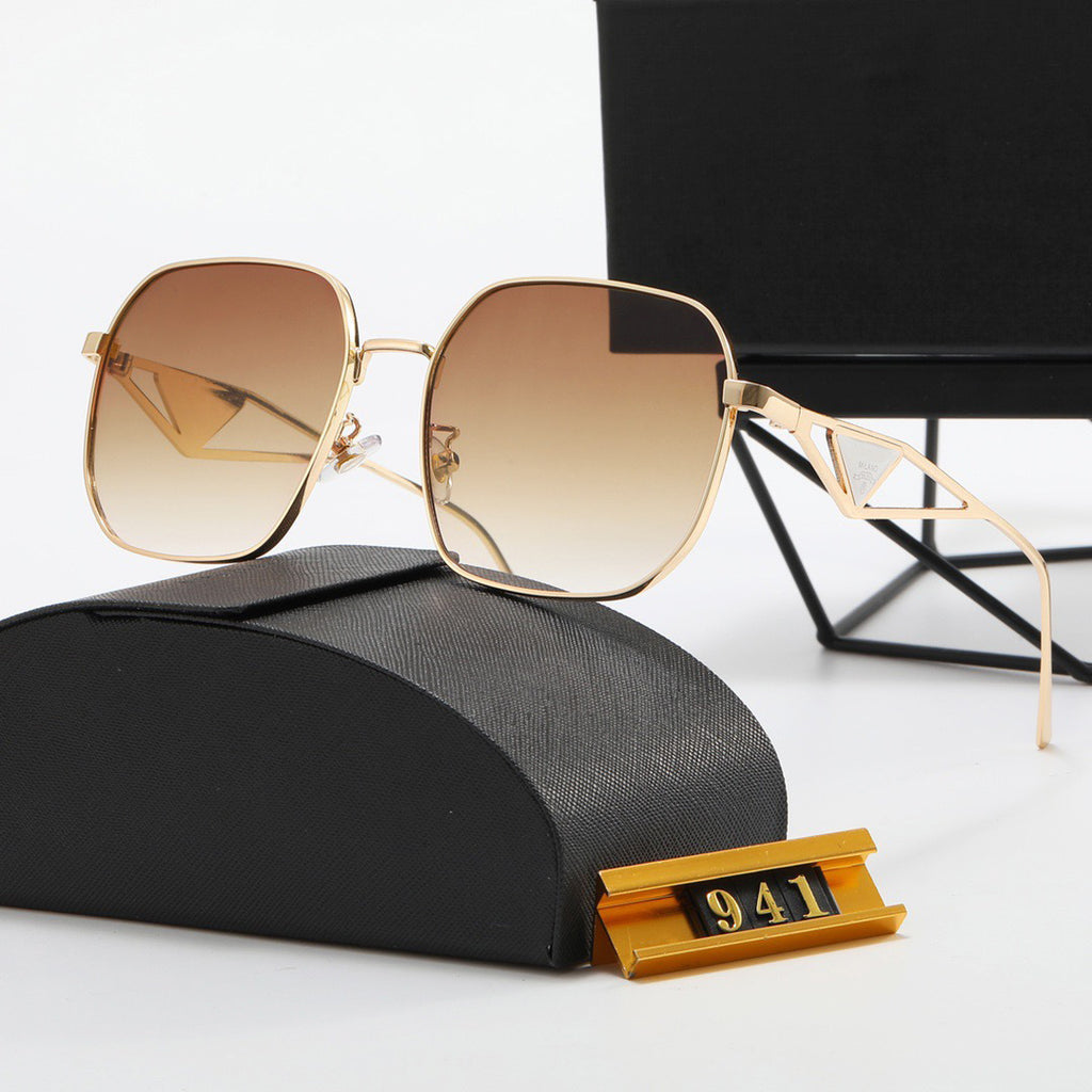 Fashionable Sunglasses for Men and Women P941